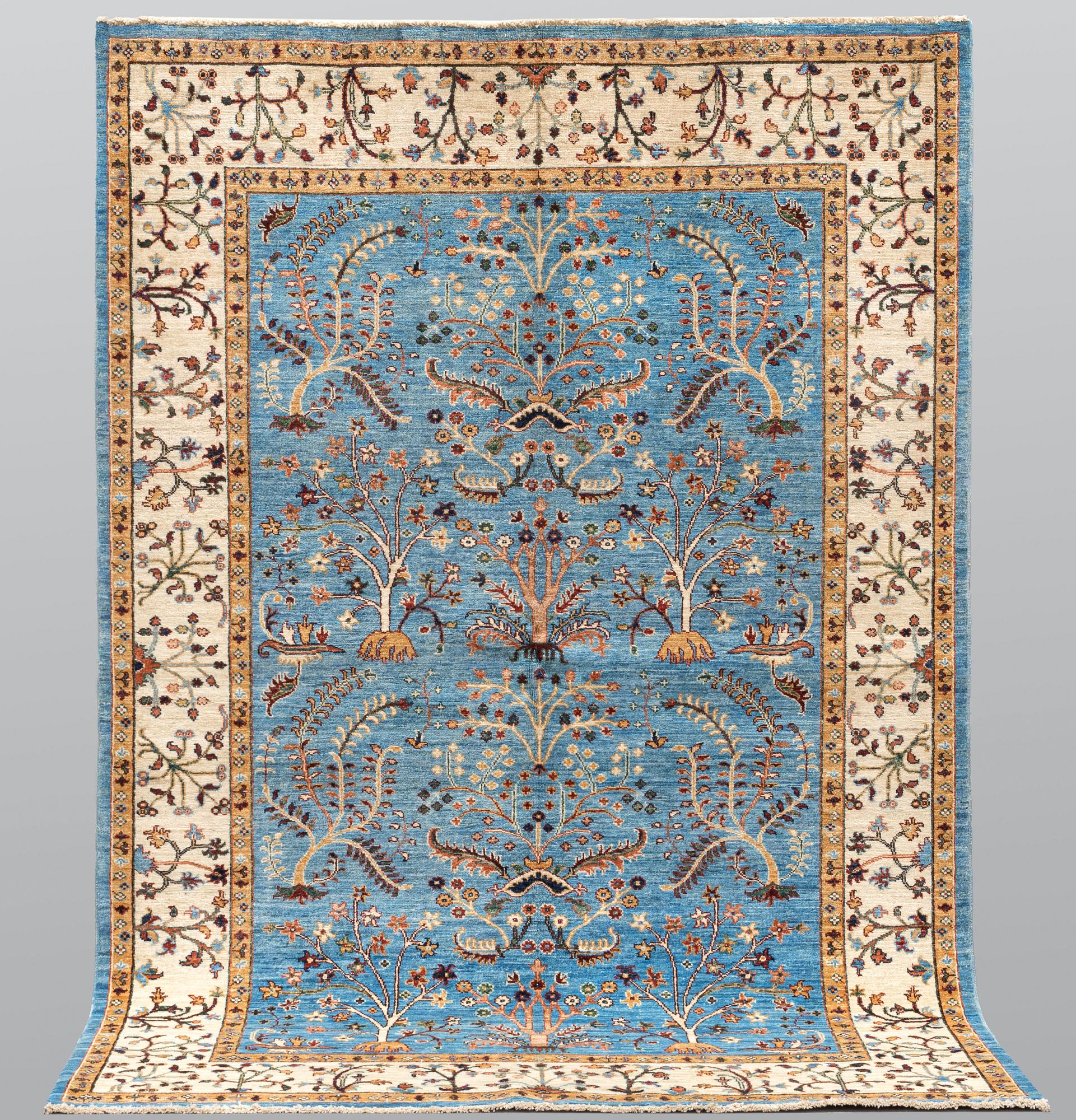 A rug, Ziegler Design, ca 239 x 164 cm.