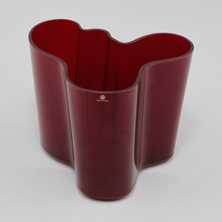 VAS, glas, "Savoy", Aalvar Aalto, Iittala, numrerad 4/10 samt daterad 1989.