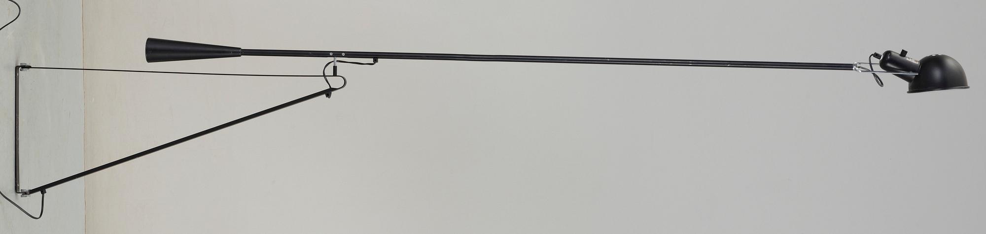 VÄGGLAMPA, formgiven av Paolo Rizzato för Arteluce, Italien, formgiven 1973.