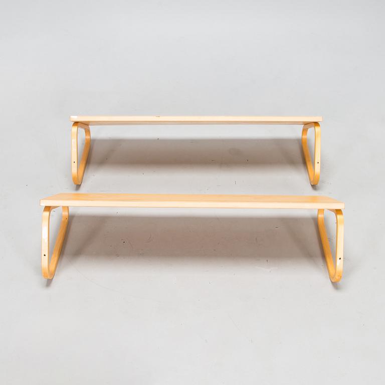 Alvar Aalto, hyllor, ett par, modell 112B, Artek, sent 1900-tal.