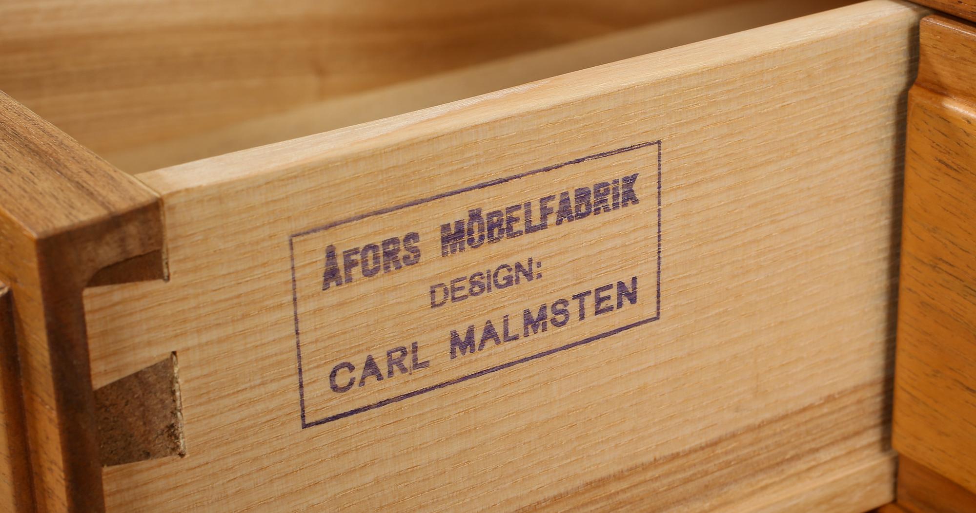 SKÅP, "Ambassadör", Carl Malmsten, Åfors Möbelfabrik, 1900-talets andra hälft.
