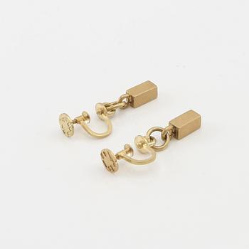 Wiwen Nilsson, a pair of 18K gold earrings, Lund 1969.