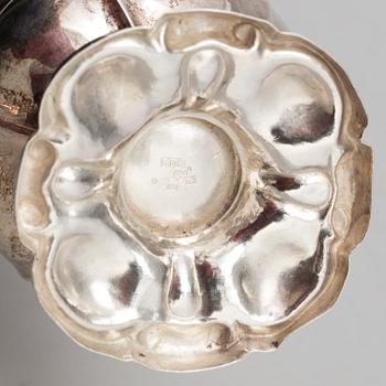 BROR ERIK SKOGSBORG,GRÄDDKANNA, silver, Eskilstuna, 1857. Vikt ca 135 g.