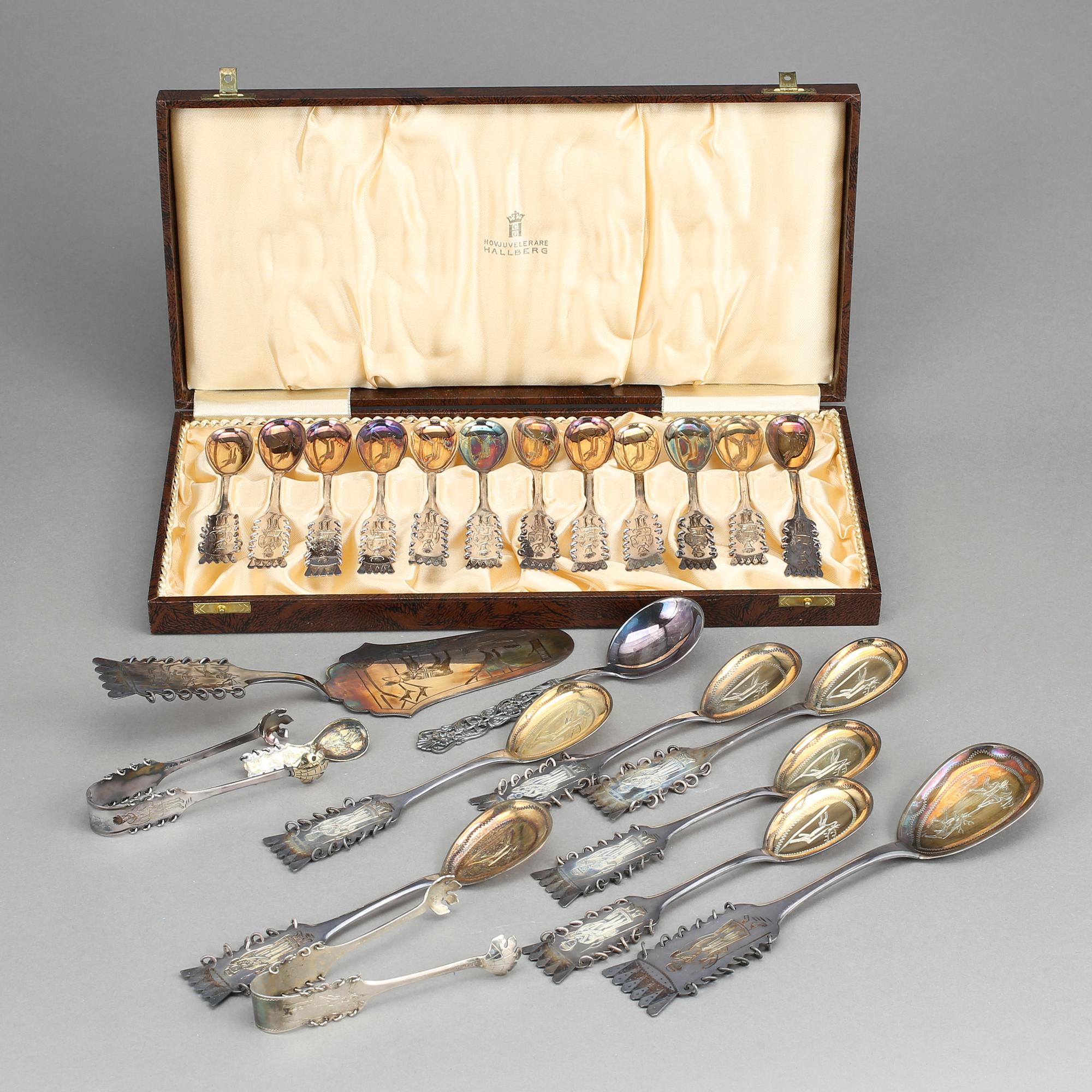 PARTI SILVER, bland annat 12 st kaffeskedar, COP, 1948. Totalvikt ca 390 gram.