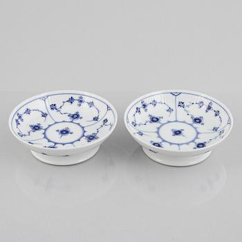 A pair of 'Blue Fluted' porcelain centerpiece bowls, Royal Copenhagen, 1893-1900.