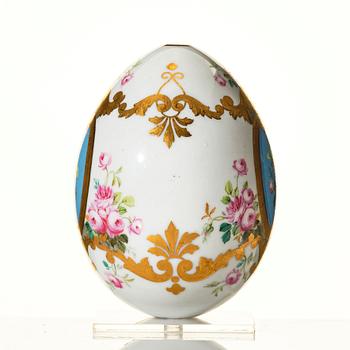 A Russian porcelain Easter Egg, 19th Century, presumably Imperial Porcelain Factory, St Petersburg.