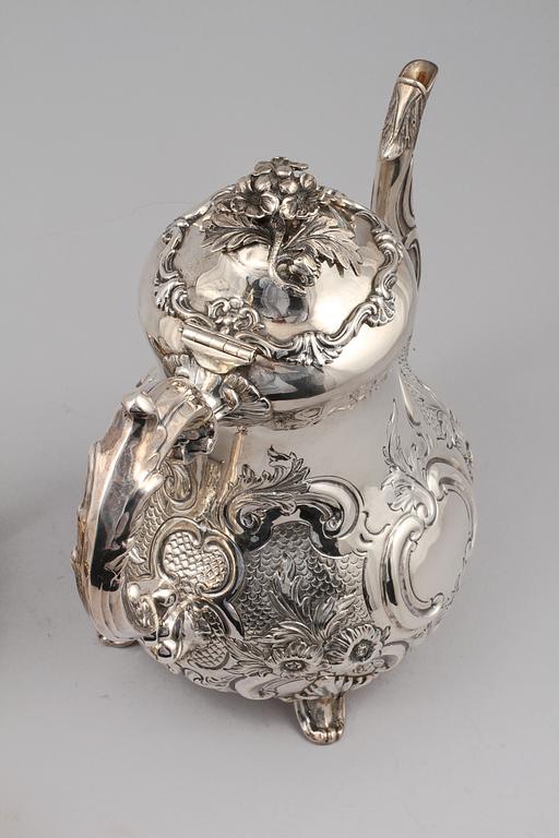 KAFFE- / TESERVIS, 4 delar, silver, möjligen James Aldridge, London, England, 1854, total vikt ca 2295 gram.