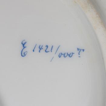 MATSERVIS, ca 64 delar, porslin, Weimar, Tyskland tidigt 1900-tal.