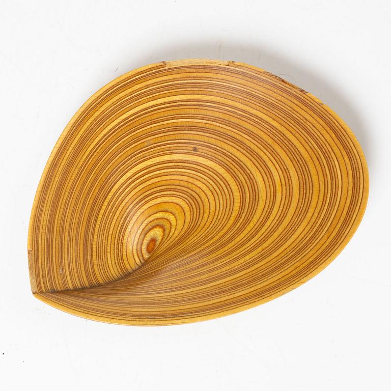 Tapio Wirkkala, a birch plywood dish, Finland 1950s.