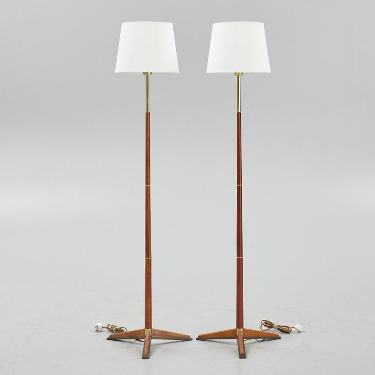 A pair of teak floor lamps, Möllers Armatur, Eskilstuna, 1960's.