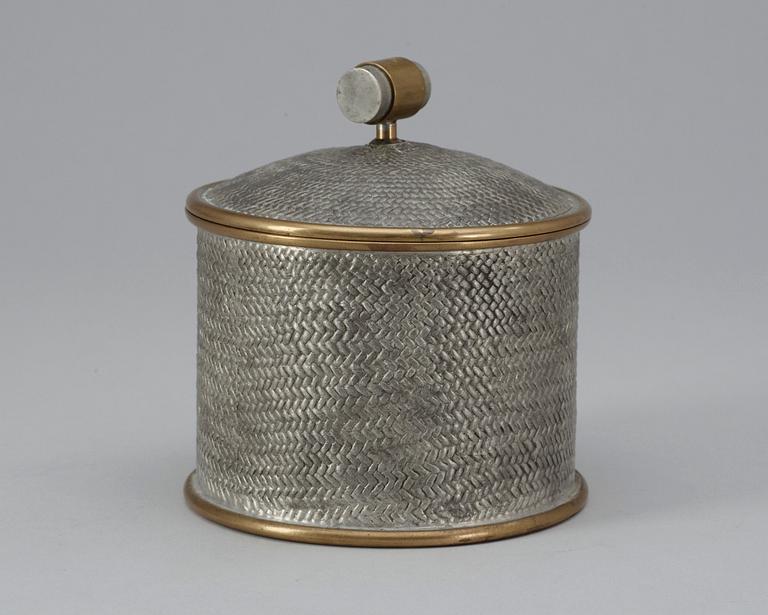 Estrid Ericson, An Estrid Ericson pewter box with cover, Svenskt Tenn, Stockholm 1936.