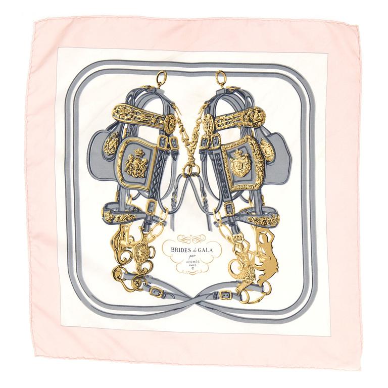 HERMÈS, two silk pochettes, "Brides de Gala" and "Pavois".