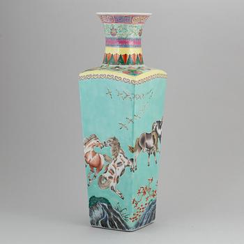 A large Chinese famille rose vase, 20th century.