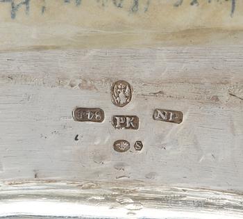 SALTKAR, av Nicols & Plinke, S:t Petersburg, 1800-talets förra hälft. Hovleverantörsmärke.