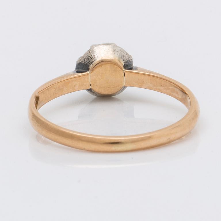 Ring 18K guld m 1 rosensten ca 0,40 ct.