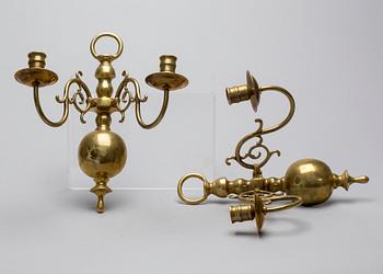VÄGGAPPLIQUER, ett par, gulmetall, barockstil, 1900-tal.