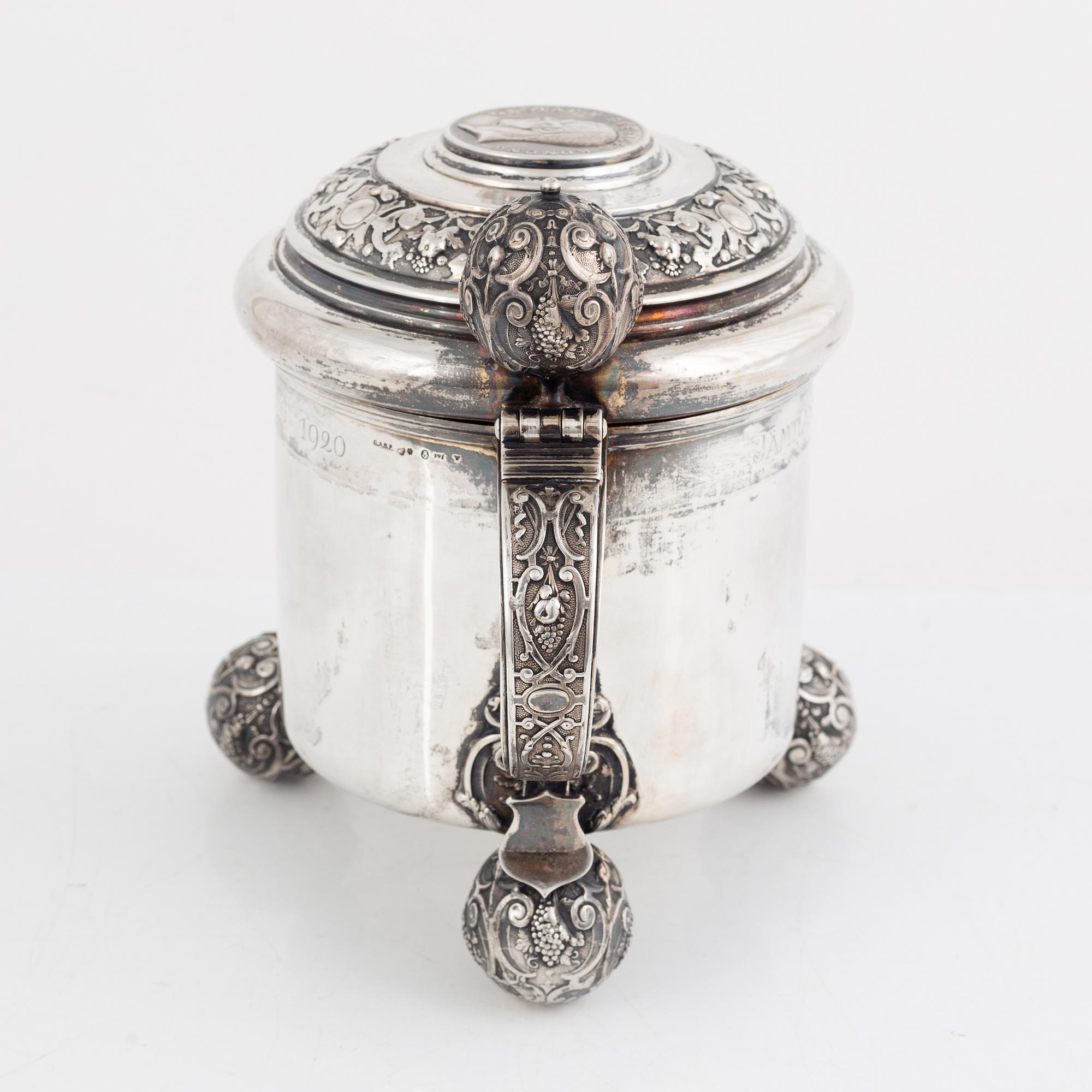 A Swedish Silver Tankard, mark of Guldsmeds Ab I Stockholm Försäljn, Stockholm 1920.