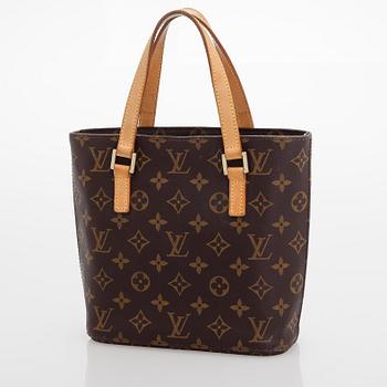 Louis Vuitton, A Monogram 'Vavin PM' Bag.