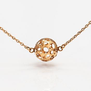 Liisa Vitali, Halsband och ring "Leppäkerttu", 14K guld. Westerback, Helsingfors 1970.