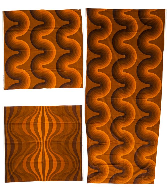 CURTAINS, 3 PIECES, AND SAMPLERS, 8 PIECES. Cotton velor. A variety of goldbrown nuances and patterns. Verner Panton.