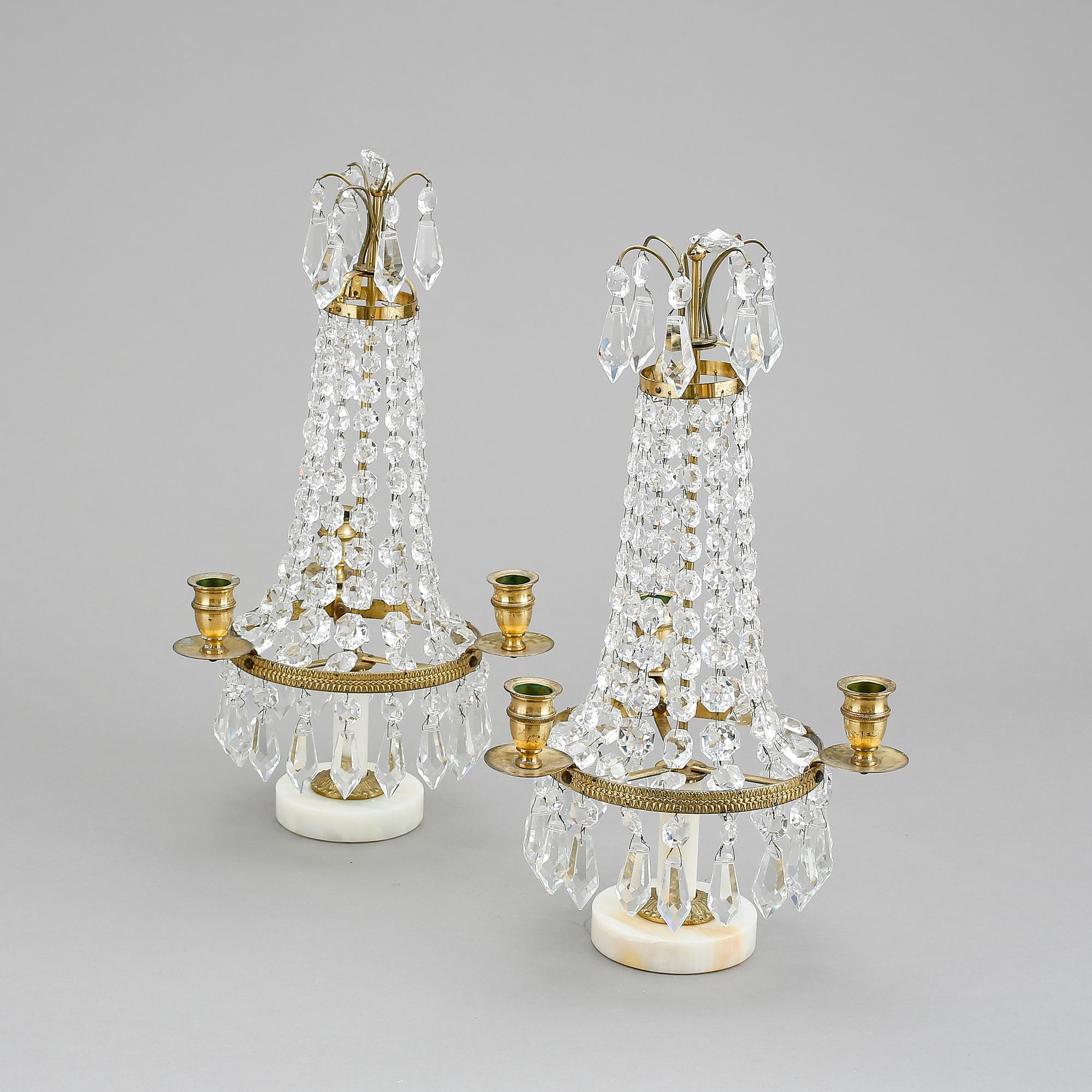 BORDSLYSTRAR, ett par, gustaviansk stil, 1900-talets mitt.