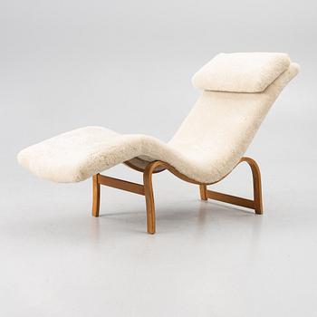 Bruno Mathsson, a lounge chair, Firma Karl Mathsson, Värnamo, 1938.