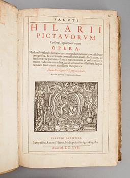 BÖCKER, 2 sambundna, "Sancti Hilarii pictavorum...opera" resp "S. Caecilii Cypriani Carthaginiensis...", Köln 1617.