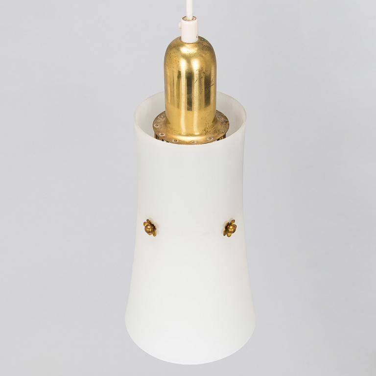 Paavo Tynell, taklampa, modell 51140, Idman 1950-tal.