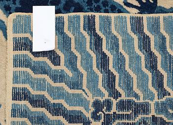 SEMIANTIK KINA. 218 x 124 cm.