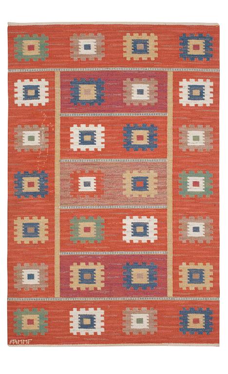 RUG. "Röd Grön Äng". Flat weave. 186,5 x 121,5 cm. Signed AB MMF.