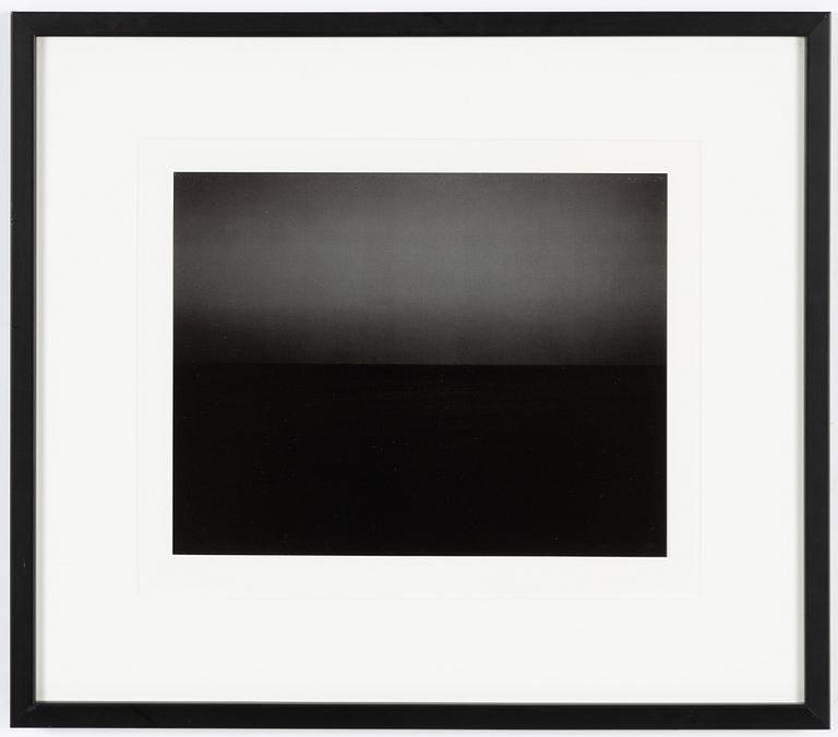Hiroshi Sugimoto, "South Pacific Ocean Tearai", 1991.