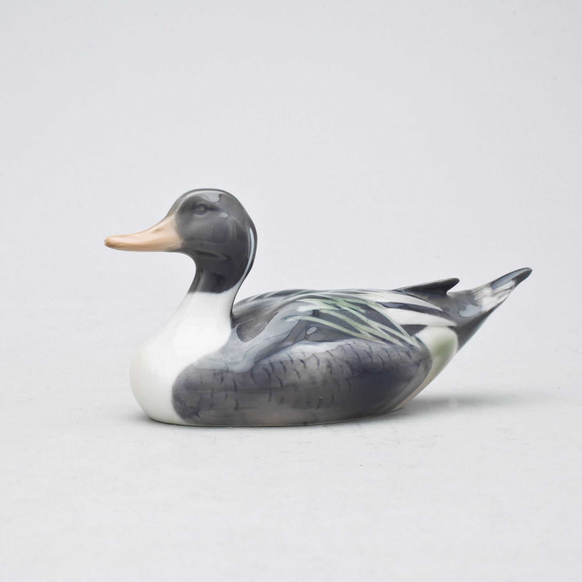 FIGURINER, 2 st, porslin, Royal Copenhagen resp Rosenthal, 1900-talets andra hälft.