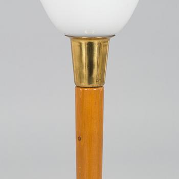 Lisa Johansson-Pape, a mid-20th century table lamp, model 2055, Stockmann Orno.
