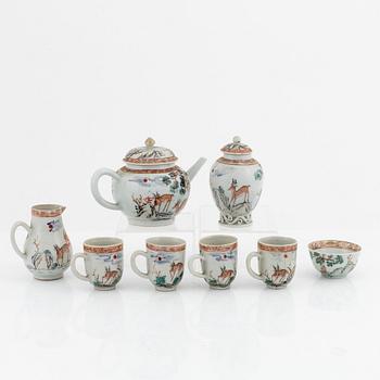A porcelain tea set, China, 18th century.