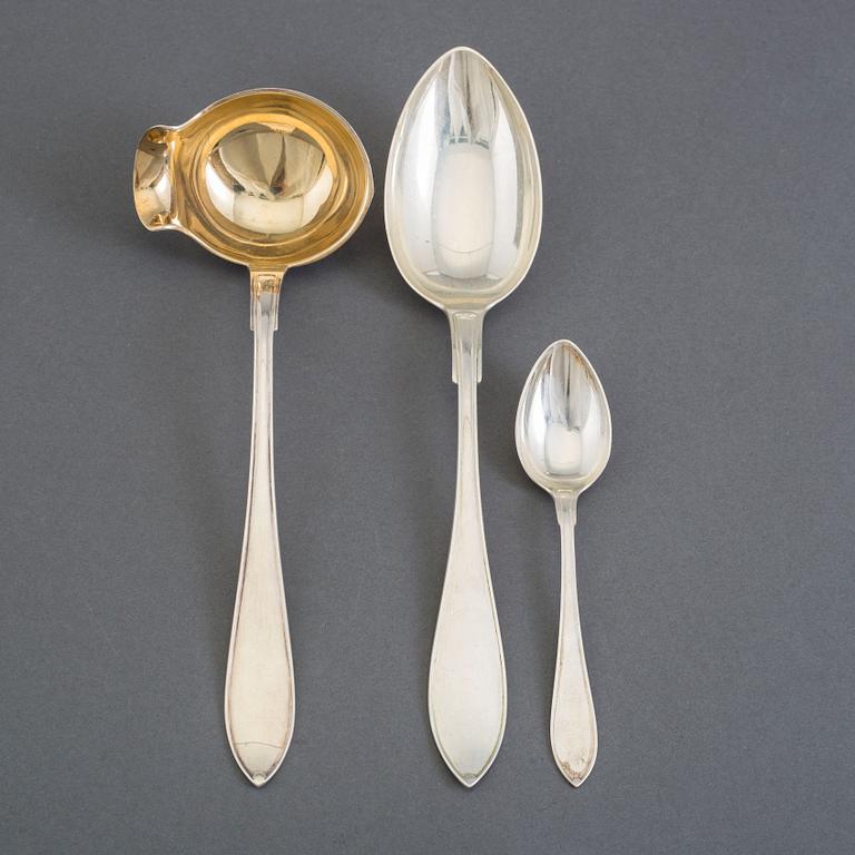 SKEDAR + SOPPSLEV, 28 delar, silver, modell Svensk spets, bland annat C G Hallberg, 1920-tal.