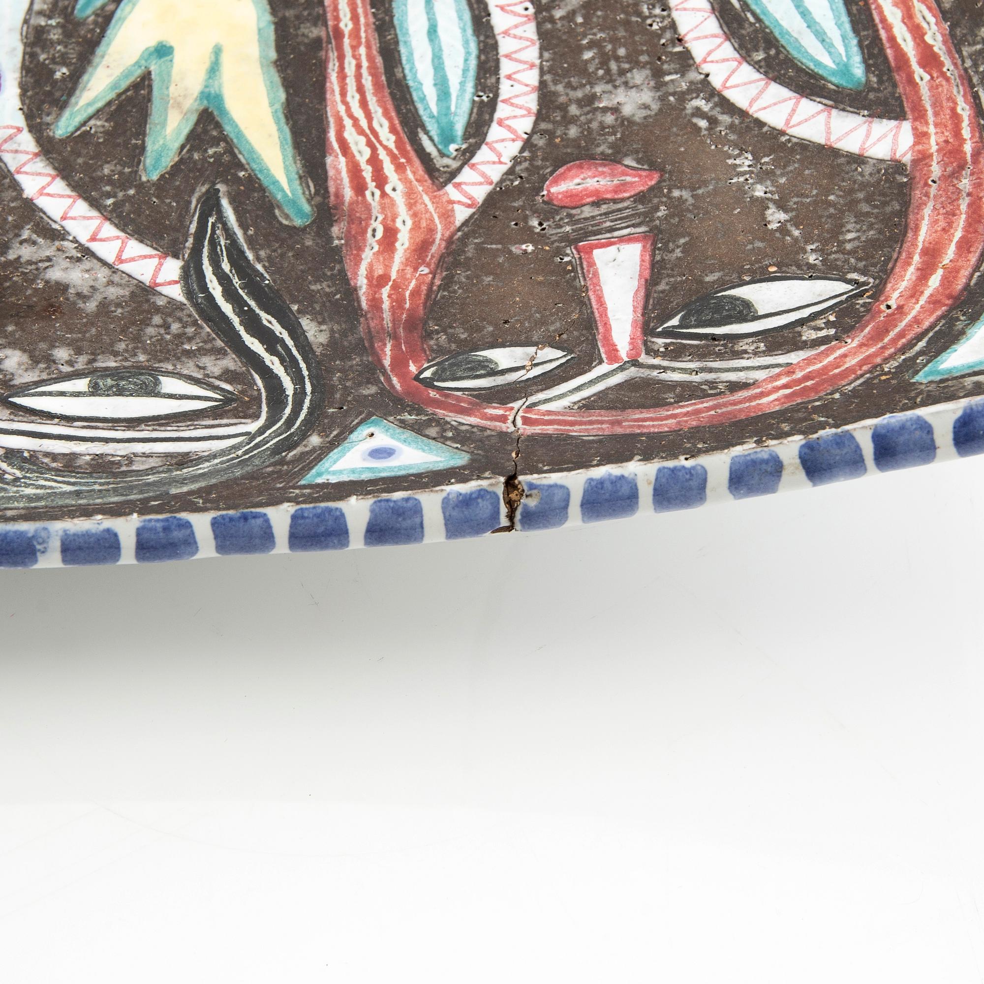 Mari Simmulson, dish Uppsala Ekeby signed and numbered 4126.