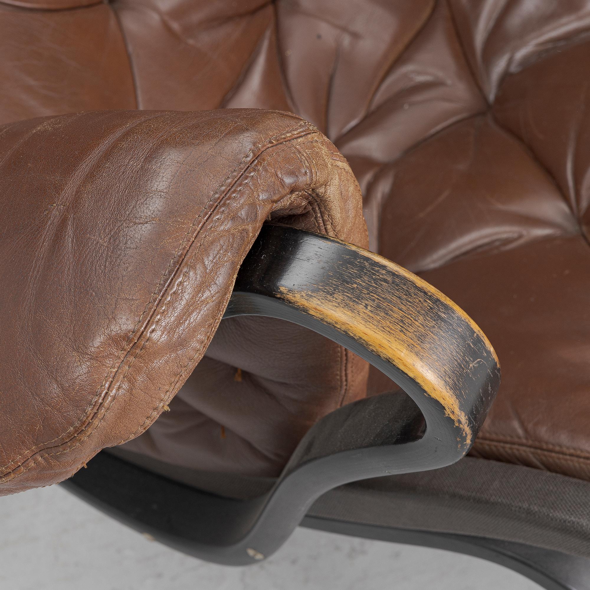 Bruno Mathsson, Armchair, “Pernilla”, Dux.