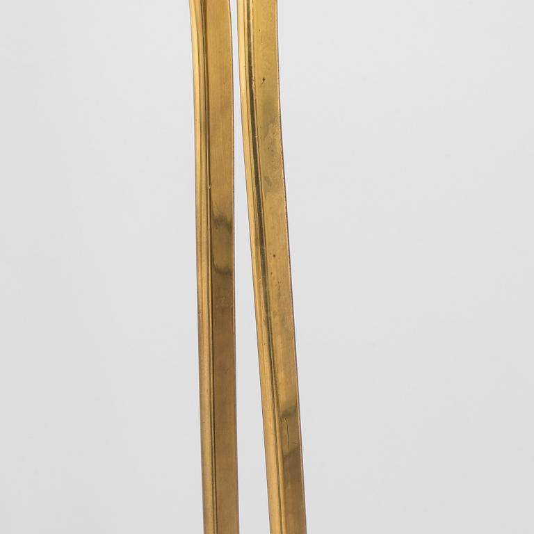 Paavo Tynell, A mid-20th century floor lamp model 9640, Taito Oy, Finland.