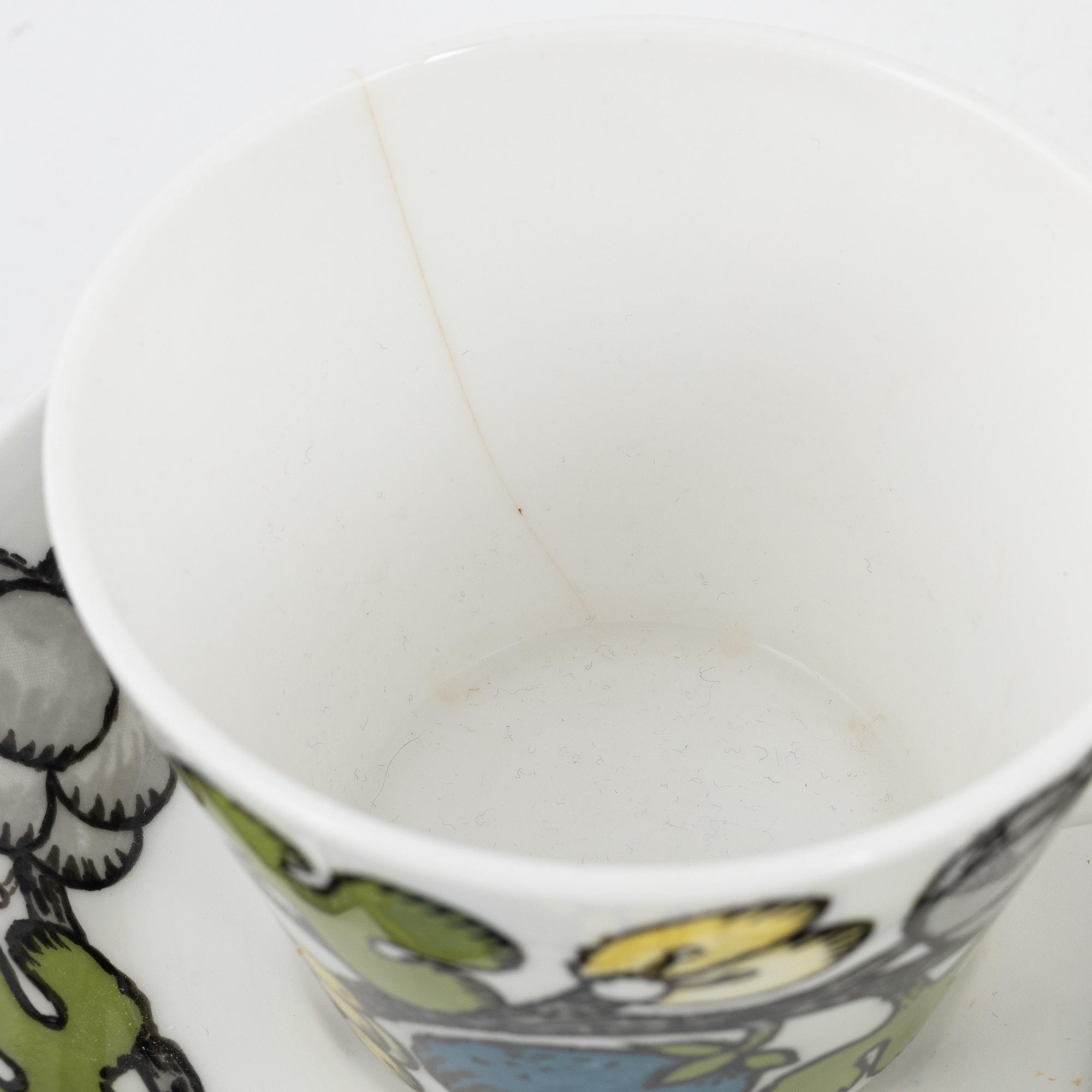 Stig Lindberg, kaffekoppar med fat, 5 st, benporslin, "Riviera", Gustavsberg, 1970-tal.