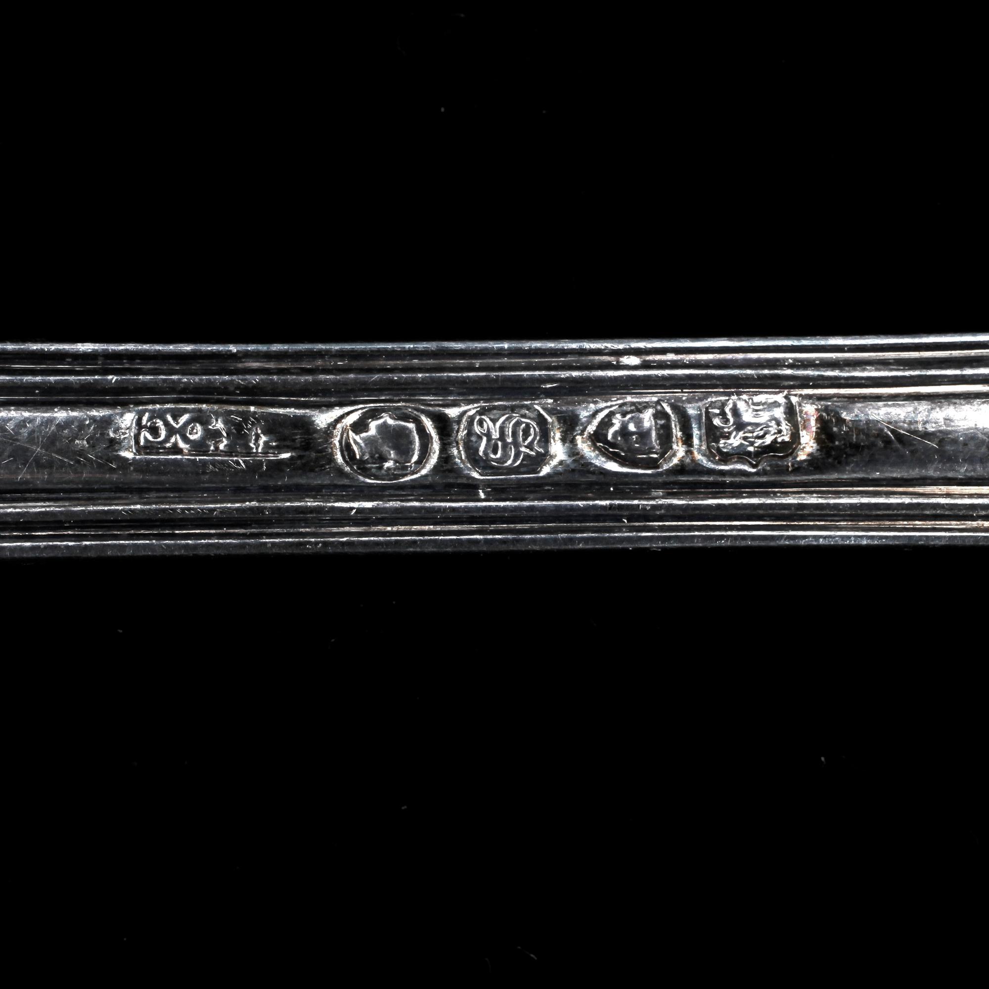 RAGUSKED, silver, London, England, 1853. Ca 189g.