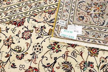 A Keshan carpet, c. 342 x 242 cm.