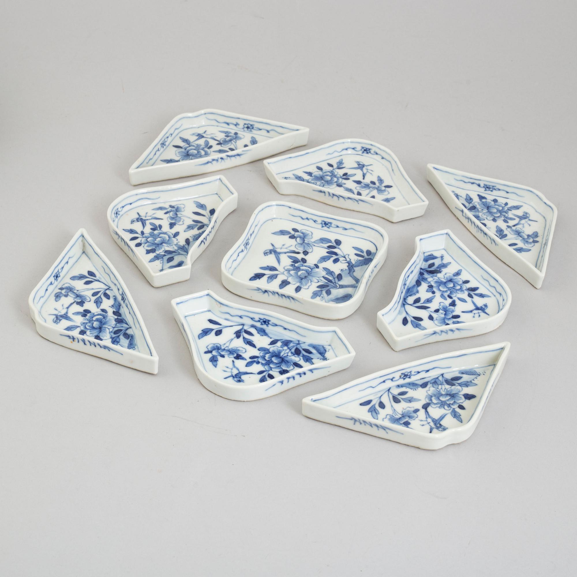 A blue and white cabaret in a lacquer box, Qing dynasty, 19th Century.