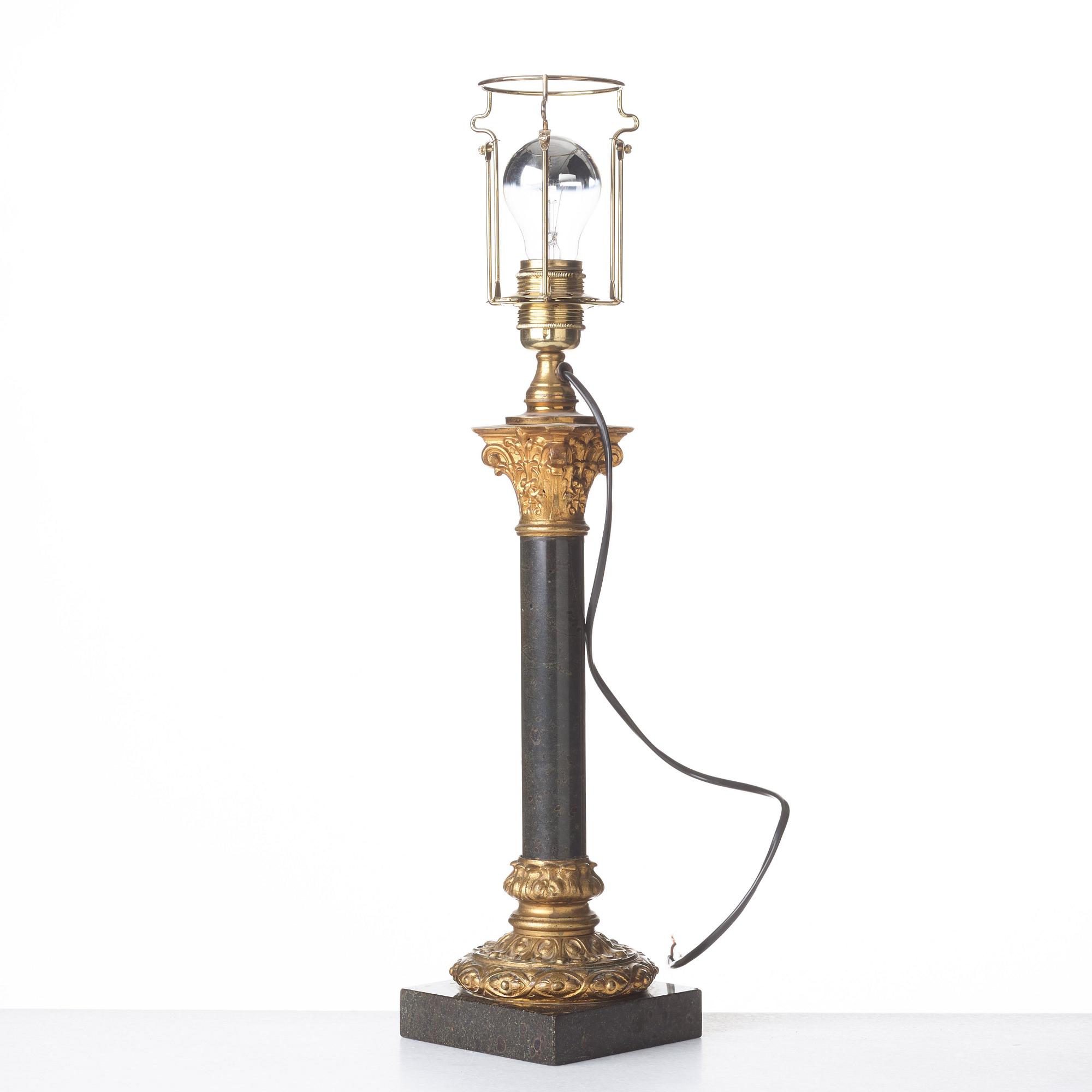 BORDSLAMPA, 1900-tal, klassicerande stil.
