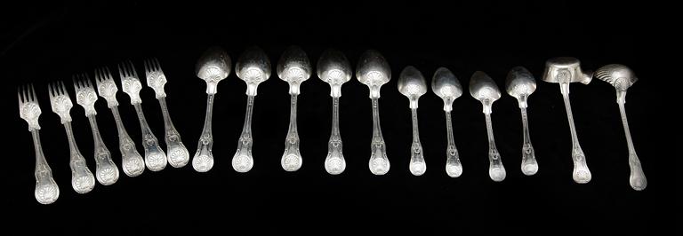 PARTI BESTICK, 17 delar, silver, "Engelsk snäck", mest Zethelius i Stockholm. Mest 1840-50-tal. Tot ca 1100 gram.