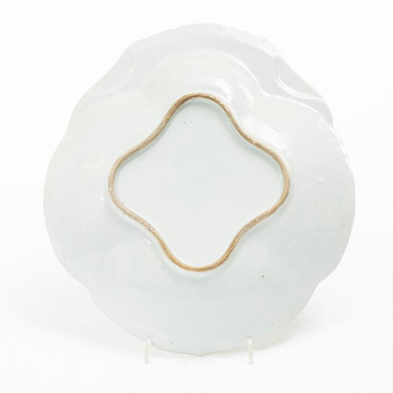 Fat, tre stycken, porslin. Qingdynastin, Kanton, 1800-tal.