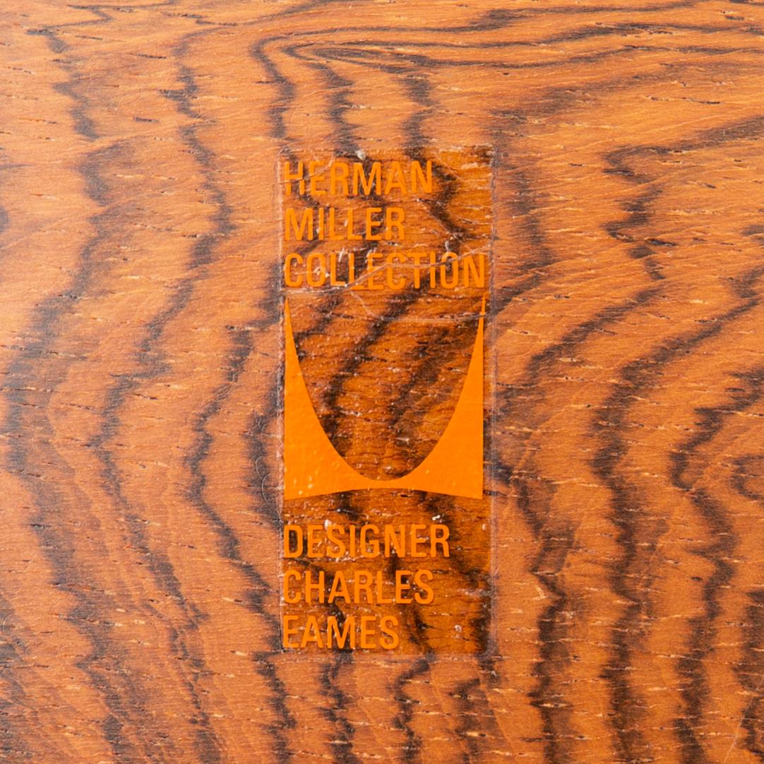 Charles and Ray Eames, "Lounge chair", fåtölj och fotpall, Herman Miller 1960-70-tal.