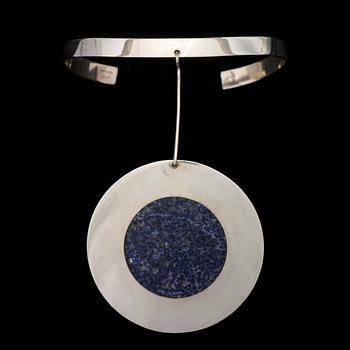 A POUL TRIGE SØRRESIIG NECKLACE, sodalite, silver. Denmark, 1963-1972.