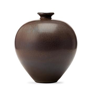 177. Berndt Friberg, a stoneware vase, Gustavsberg studio 1974.