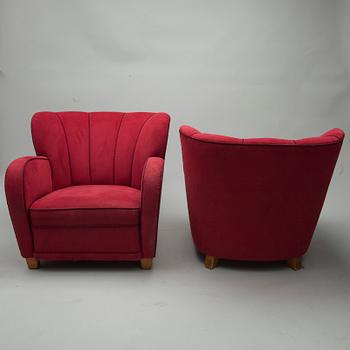 FÅTÖLJER, ett par, 1900-talets mitt och FOTPALL, 2000-tal.