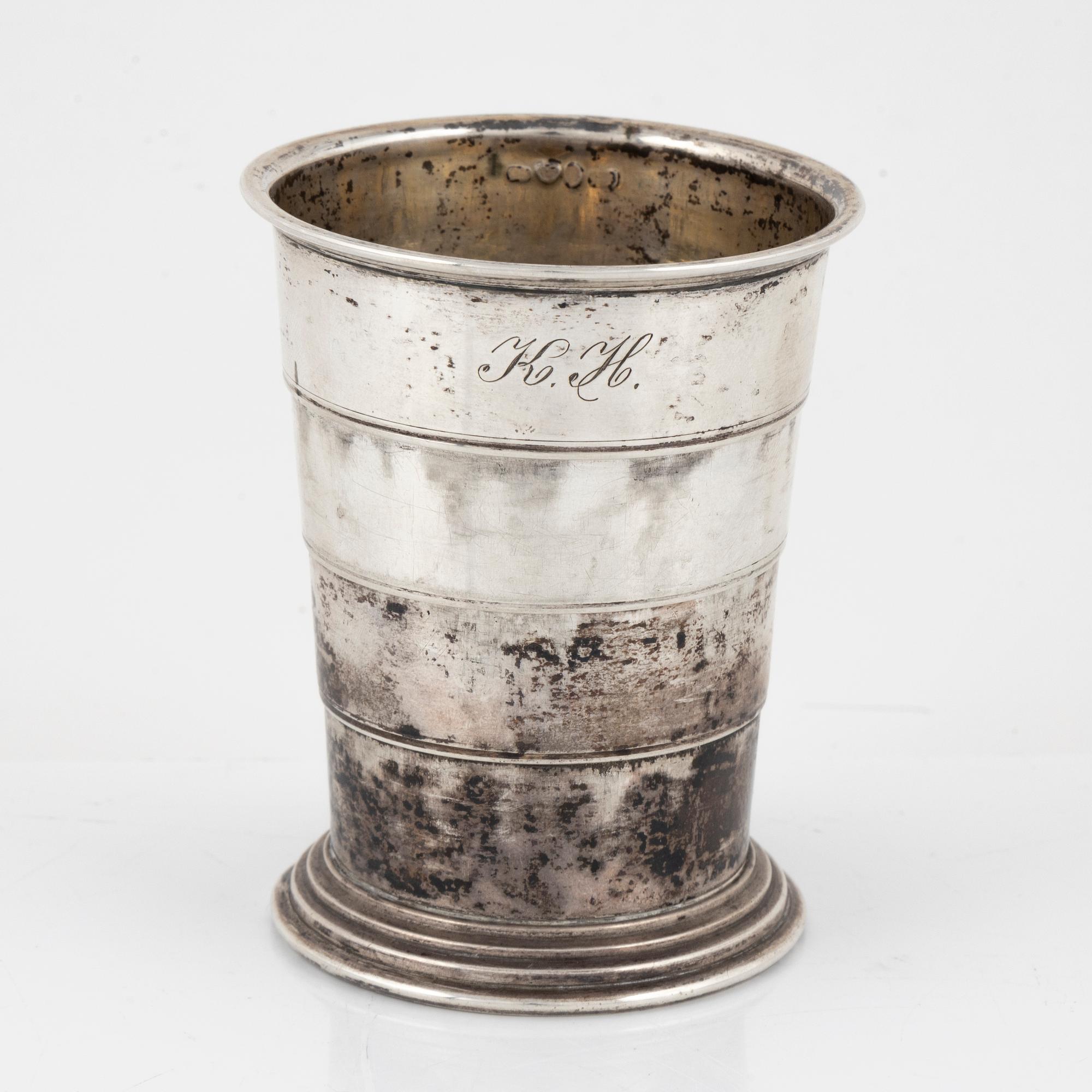 Jaktbägare, silver, av Gustaf Möllenborg, Stockholm 1882.